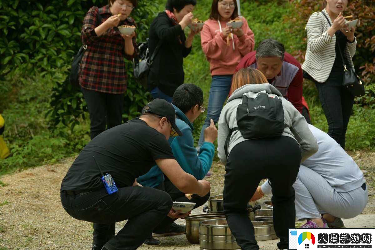 樂(lè)齡戶外逍遙游