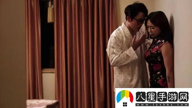 深入探討誘人的阿陜?nèi)摾?></p><p>在探討“誘人的阿陜?nèi)摾怼钡倪^程中，可以發(fā)現(xiàn)其核心理念是對人生態(tài)度的深刻反思與理解。阿陜地區(qū)自古以來就以其獨特的地理條件和人文背景，造就了一種與眾不同的生活哲學(xué)。人們在這里生活，常常會碰到來自自然與社會的各種挑戰(zhàn)，而“誘人的阿陜?nèi)摾怼眲t教會人們?nèi)绾畏e極應(yīng)對這些困難。在日常生活中，這種哲學(xué)不僅僅表現(xiàn)為一套理論，更是融入了人們的行為和習(xí)慣。</p><p>阿陜?nèi)摾韽娬{(diào)人與自然、人與人之間的和諧關(guān)系。通過尊重自然、珍惜資源，人們在潛移默化中形成了一種與自然共生的生活方式?！罢T人的阿陜?nèi)摾怼备嬖V我們，生活的意義不僅在于追求物質(zhì)的豐富，更在于體驗生命本身的美。人與人之間的情感聯(lián)系是不可或缺的，友愛、扶持、和諧共處，成為了人們追求幸福的重要因素。</p><p>再者，誘人的阿陜?nèi)摾硗N著濃厚的幽默感。這種幽默并不是表面的搞笑，而是一種對于生活的機智解讀。例如，阿陜故事中的人物往往雖然身處困境，卻總能用樂觀的態(tài)度面對生活的考驗。這種精神感染了無數(shù)人，也讓人對阿陜地區(qū)的文化產(chǎn)生了濃厚的興趣。生活的苦辣酸甜，正是在這種幽默與哲理的交織中，顯得更加生動而真實。</p><p>進一步探討“誘人的阿陜?nèi)摾怼保藗儾粌H可以領(lǐng)略到傳統(tǒng)文化的魅力，還能從中汲取應(yīng)對現(xiàn)代生活的智慧。在快速發(fā)展的今天，面對壓力與競爭，阿陜?nèi)摾砉膭钊藗冊诳旃?jié)奏的生活中保持內(nèi)心的寧靜與淡然。無論是大都市還是偏遠鄉(xiāng)村，均能找到這一文化的影子，它在人們的言談舉止中悄然流傳。</p>                <div   id=