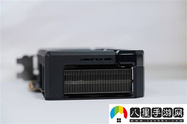 華碩RTX