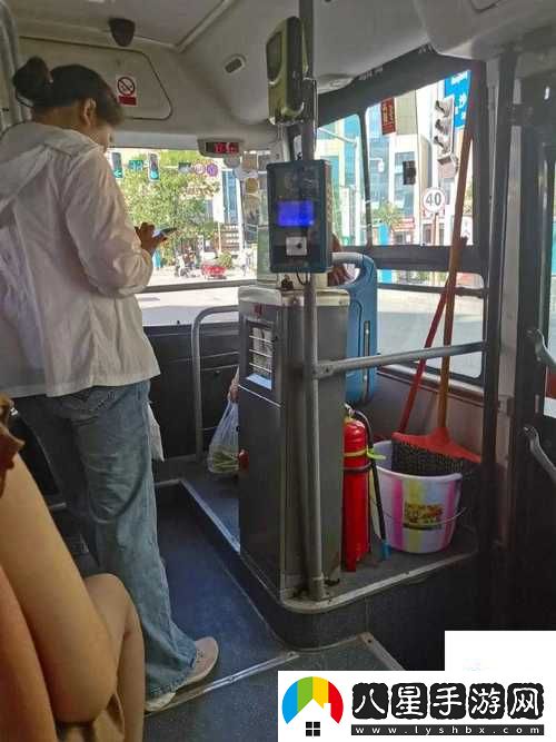 坐公交車居然被C了2個小時